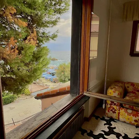 Sixties Sun & Sea Monterosso * Monterosso al Mare