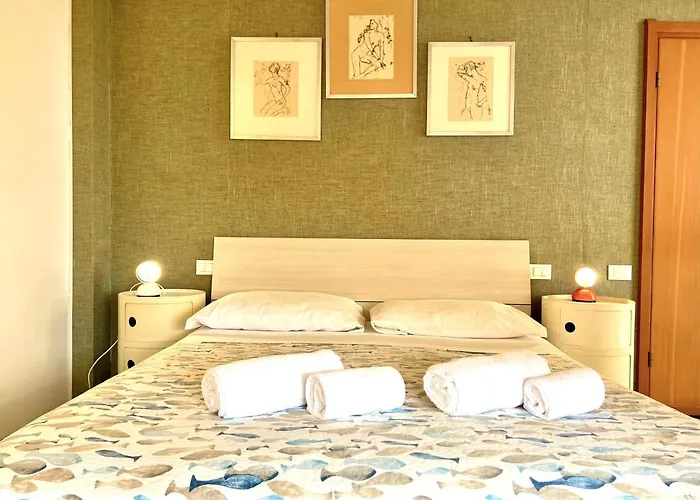 Sixties Sun & Sea Monterosso